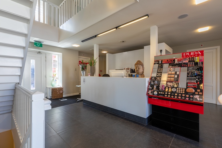 KantoorruimteaanZwaardklamp 9<br/> inHuizen KantoorruimteaanZwaardklamp 9<br/> inHuizen