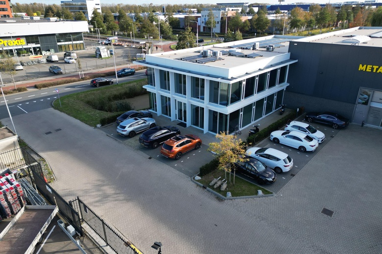 KantoorruimteaanBergen 10<br/> inBarendrecht