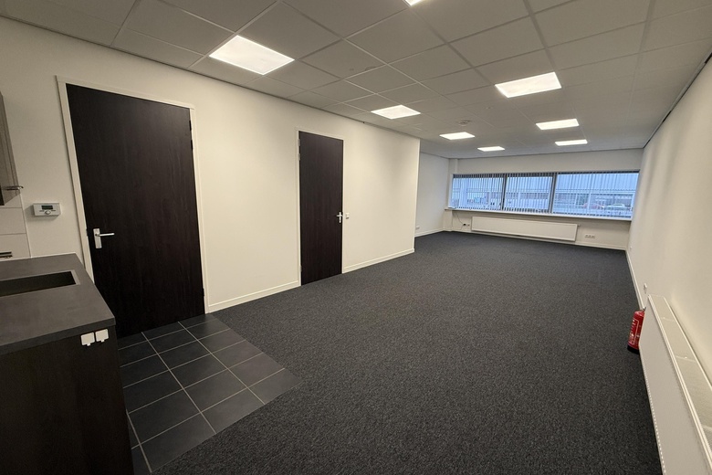 BedrijfsruimteaanKoperhoek 10 c<br/> inRhoon