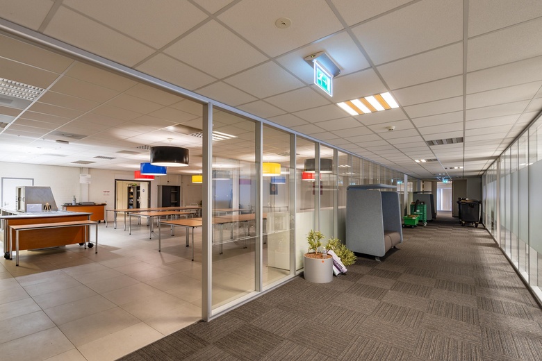 Bedrijfsruimteaan's-Gravelandseweg 373<br/> inSchiedam