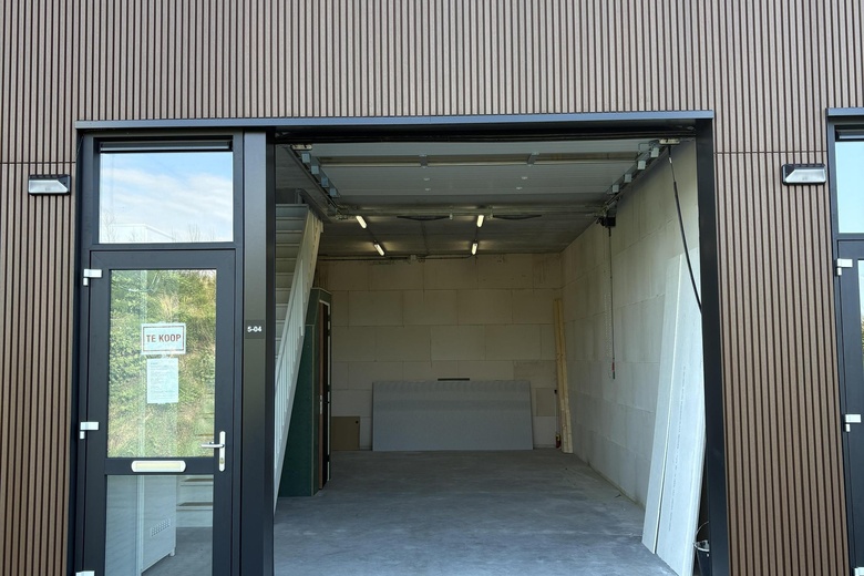 BedrijfsruimteaanProduktieweg 5 04<br/> inHolten