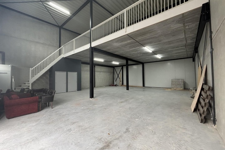 BedrijfsruimteaanAgriport 9 18<br/> inMiddenmeer