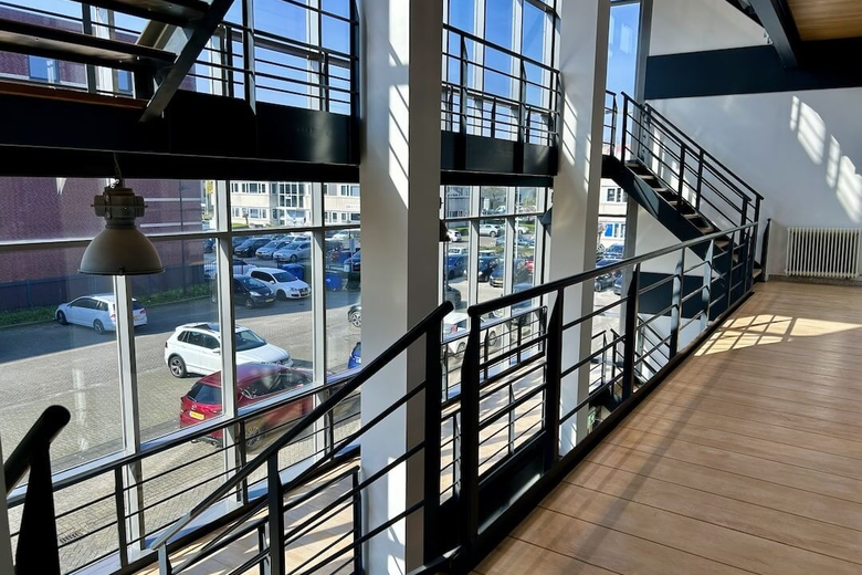 WerkplekaanCurieweg 9<br/> inSpijkenisse WerkplekaanCurieweg 9<br/> inSpijkenisse