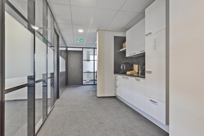 KantoorruimteaanVan 't Hoffstraat 28<br/> inNijkerk KantoorruimteaanVan 't Hoffstraat 28<br/> inNijkerk