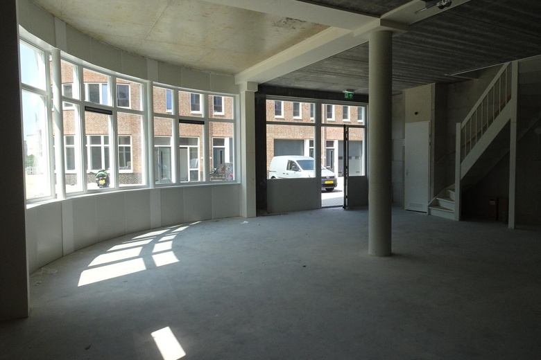 BedrijfsruimteaanNijverheidslaan 8 U<br/> inWeesp