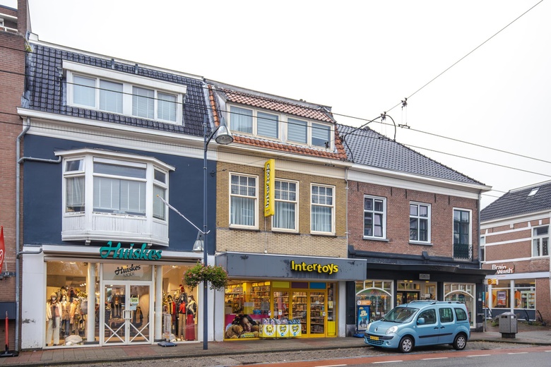 WinkelruimteaanHoofdstraat 222<br/> inVelp