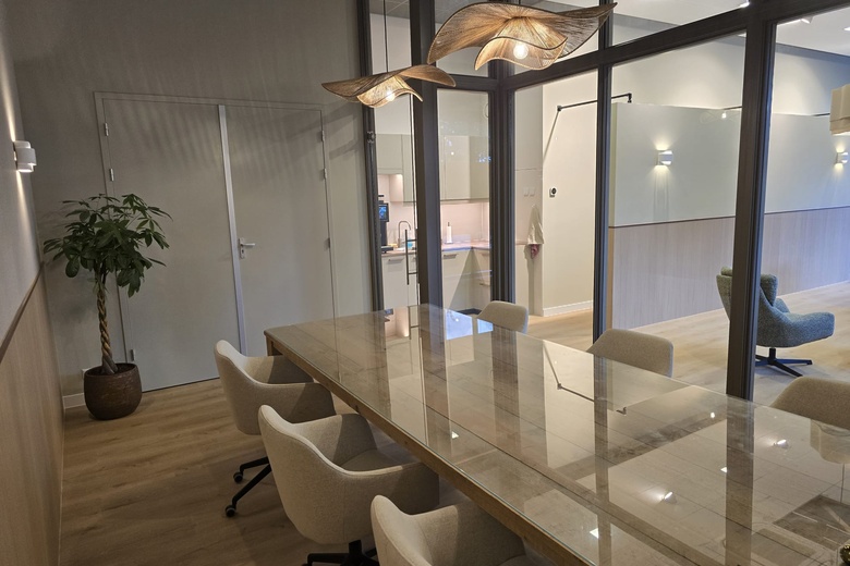 KantoorruimteaanDeventerseweg 7 b<br/> inBarendrecht