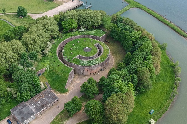 KantoorruimteaanLekdijk 58<br/> inSchalkwijk KantoorruimteaanLekdijk 58<br/> inSchalkwijk