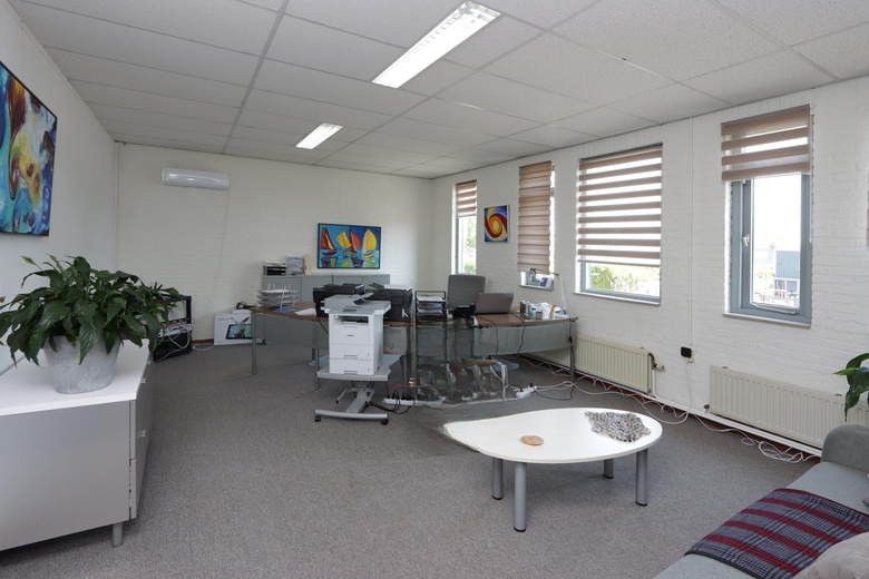 BedrijfsruimteaanZeilweg 13 - 17<br/> inLelystad