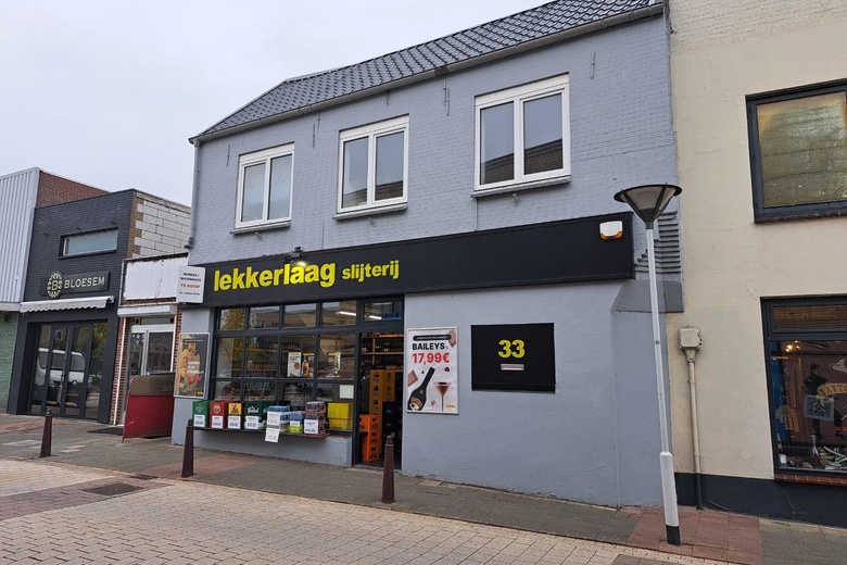 WinkelruimteaanGentsevaartstraat 33<br/> inAxel