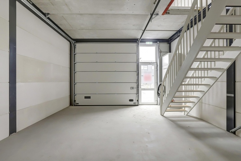 BedrijfsruimteaanDirk Verheulweg 2 F 3<br/> inWaddinxveen