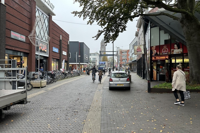 WinkelruimteaanVan Boetzelaerstraat 7<br/> inAlphen aan den Rijn