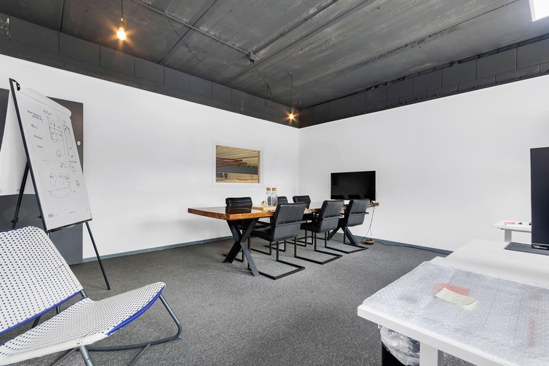 BedrijfsruimteaanH.J.E. Wenckebachweg 6 V 15<br/> inAmsterdam