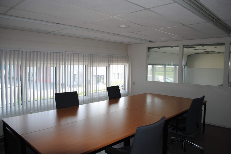 KantoorruimteaanEnergieweg 49<br/> inOosterhout KantoorruimteaanEnergieweg 49<br/> inOosterhout