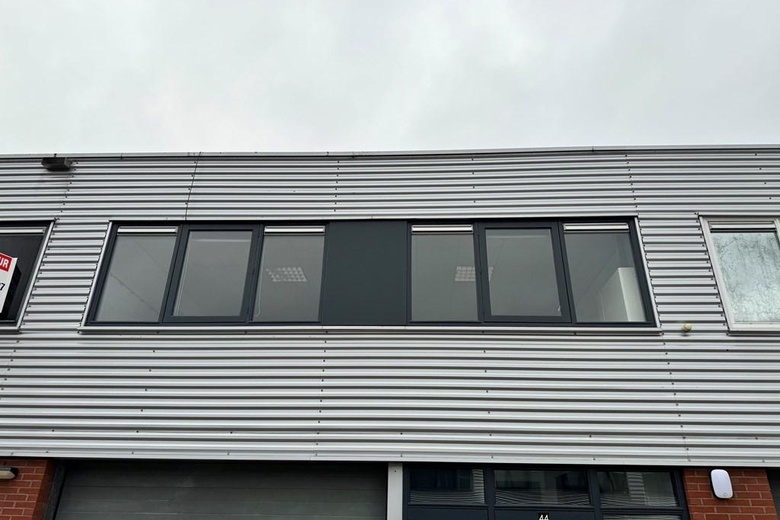 KantoorruimteaanNeutronenlaan 44<br/> inUden