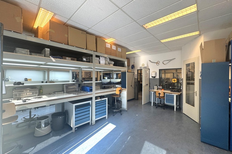 WinkelruimteaanMarkerkant 10 136 E<br/> inAlmere WinkelruimteaanMarkerkant 10 136 E<br/> inAlmere