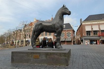 Bekijk foto 1 van eenheid 1 aan de Nieuwestad 107 in Leeuwarden
