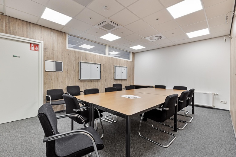 BedrijfsruimteaanSchotsbossenstraat 8<br/> inRoosendaal