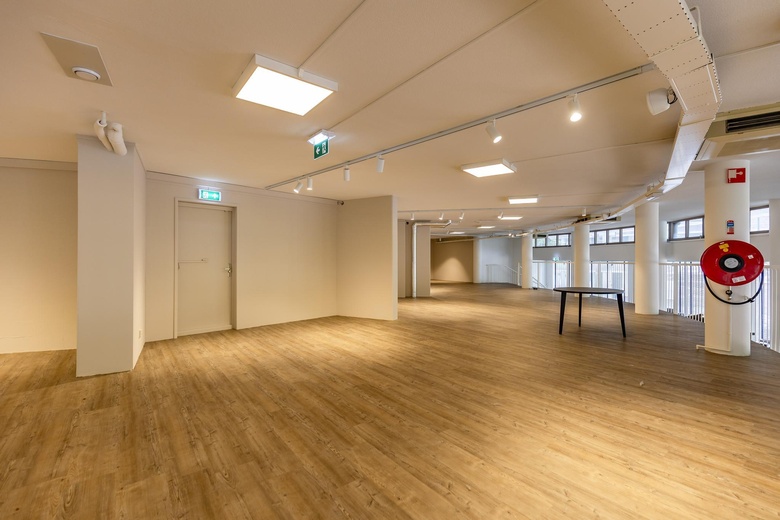 WinkelruimteaanGroest 77<br/> inHilversum WinkelruimteaanGroest 77<br/> inHilversum