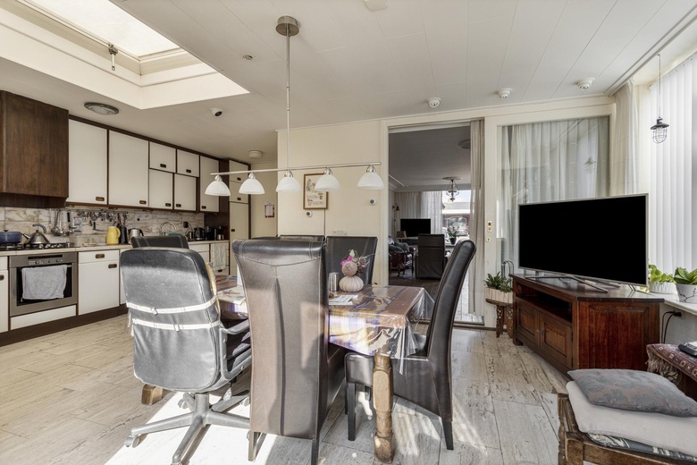 BedrijfsruimteaanOldenzaalsestraat 27 - 29<br/> inLosser