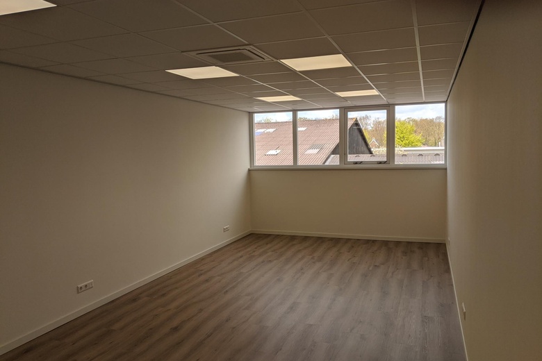 BedrijfsruimteaanKerkweg 221<br/> inHeemskerk BedrijfsruimteaanKerkweg 221<br/> inHeemskerk