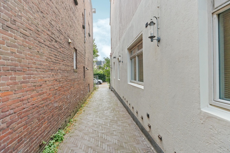 KantoorruimteaanVan der Helllaan 20<br/> inArnhem KantoorruimteaanVan der Helllaan 20<br/> inArnhem