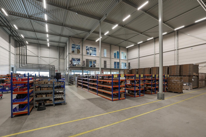 BedrijfsruimteaanKoperstraat 42<br/> inAlmere BedrijfsruimteaanKoperstraat 42<br/> inAlmere