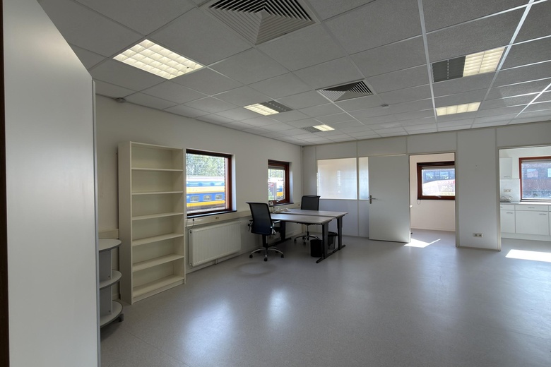 BedrijfsruimteaanDe Corridor 12 a<br/> inBreukelen