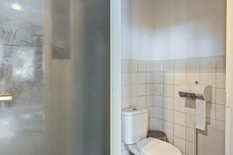 BedrijfsruimteaanZanddonkweg 6<br/> inWaalwijk BedrijfsruimteaanZanddonkweg 6<br/> inWaalwijk