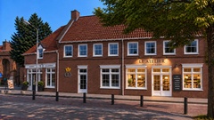 Winkelruimte Vuldersbrink 1, Harderwijk | Bedrijfspand.com