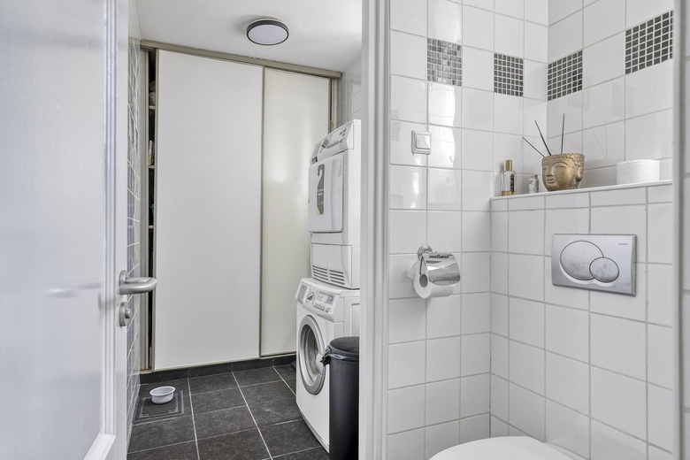 BedrijfsruimteaanDommelstraat 15 - 17<br/> inDen Bosch