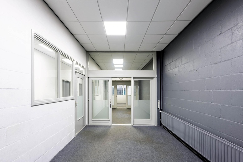 BedrijfsruimteaanH.J.E. Wenckebachweg 173<br/> inAmsterdam