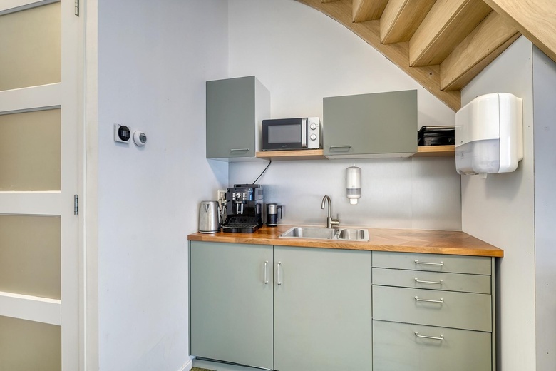 KantoorruimteaanGabriel Metzustraat 56<br/> inLeiden KantoorruimteaanGabriel Metzustraat 56<br/> inLeiden