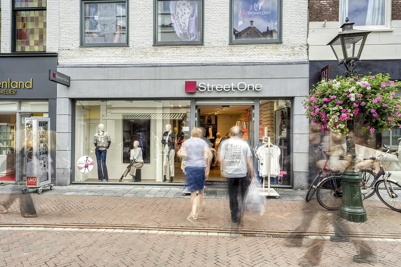 WinkelruimteaanHaarlemmerstraat 55<br/> inLeiden WinkelruimteaanHaarlemmerstraat 55<br/> inLeiden