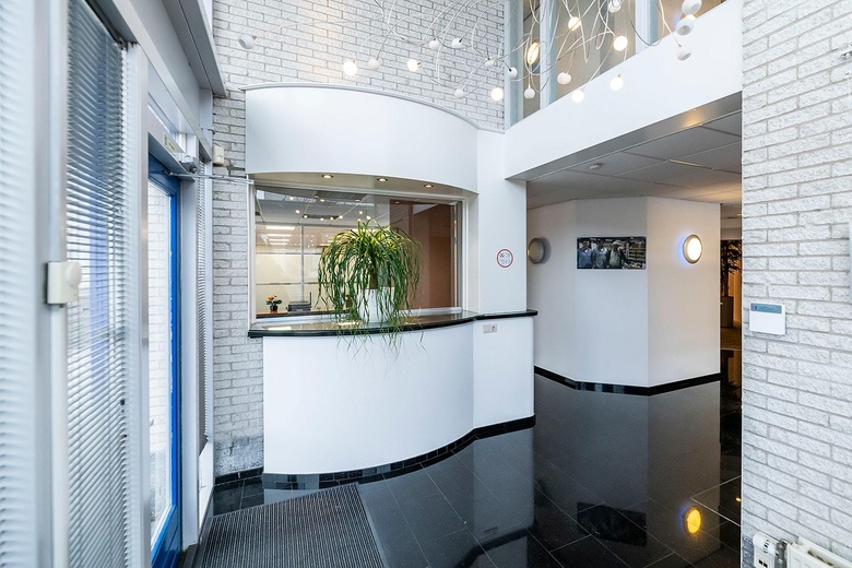 BedrijfsruimteaanOhmweg 11<br/> inAlblasserdam