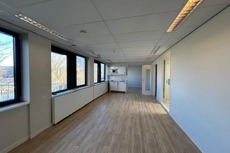 KantoorruimteaanIJsbaanpad 8<br/> inAmsterdam