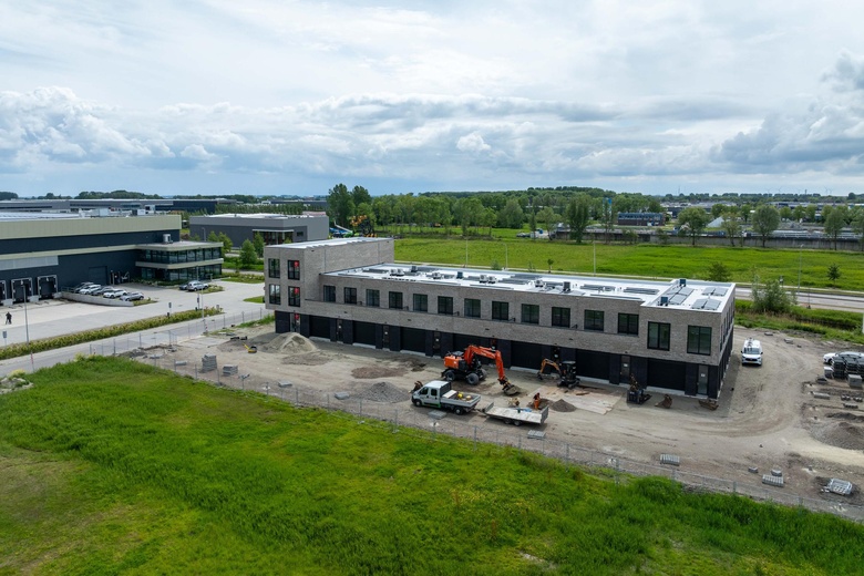 BedrijfsruimteaanAndersonweg 2 17<br/> inHellevoetsluis