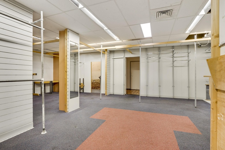 WinkelruimteaanVarkensmarkt 13<br/> inRoermond