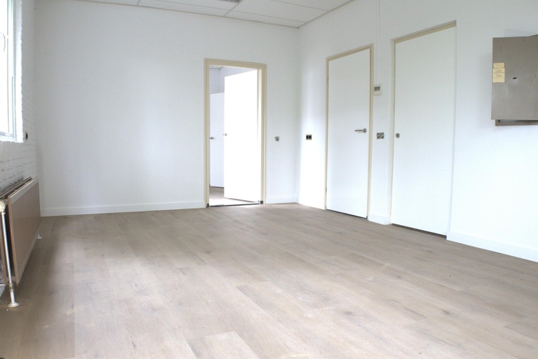 KantoorruimteaanKalkovenweg 36<br/> inAlphen aan den Rijn KantoorruimteaanKalkovenweg 36<br/> inAlphen aan den Rijn