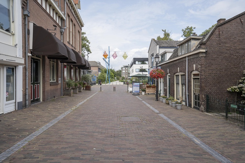 WinkelruimteaanFonteinstraat 42<br/> inLeerdam WinkelruimteaanFonteinstraat 42<br/> inLeerdam