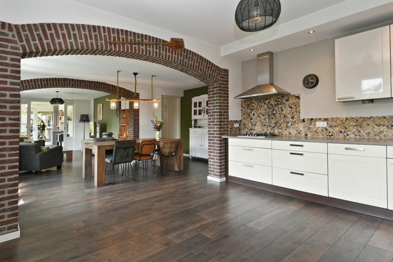BedrijfsruimteaanKerkstraat 54<br/> inPanningen