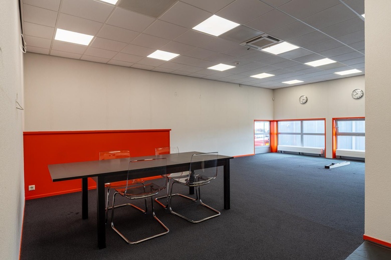 KantoorruimteaanVierlinghstraat 49 a 4<br/> inWerkendam KantoorruimteaanVierlinghstraat 49 a 4<br/> inWerkendam