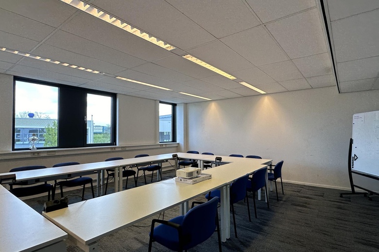 KantoorruimteaanCoenecoop 4<br/> inWaddinxveen