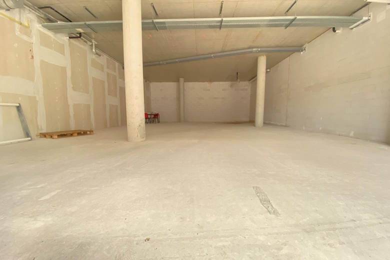 WinkelruimteaanStationsweg 8<br/> inLelystad WinkelruimteaanStationsweg 8<br/> inLelystad