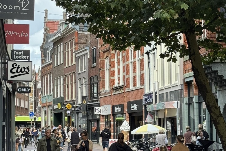 WinkelruimteaanGrote Houtstraat 89<br/> inHaarlem WinkelruimteaanGrote Houtstraat 89<br/> inHaarlem