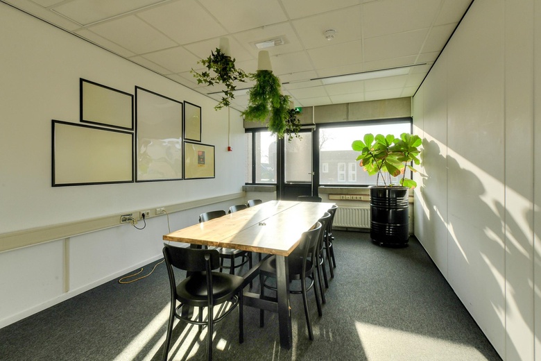 KantoorruimteaanStationsplein 3<br/> inBreda KantoorruimteaanStationsplein 3<br/> inBreda