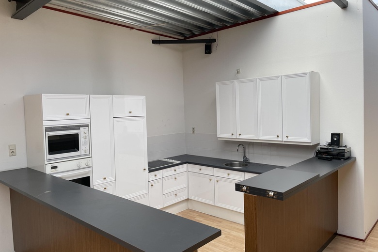 BedrijfsruimteaanTiendweg 37 c<br/> inKrimpen aan de Lek