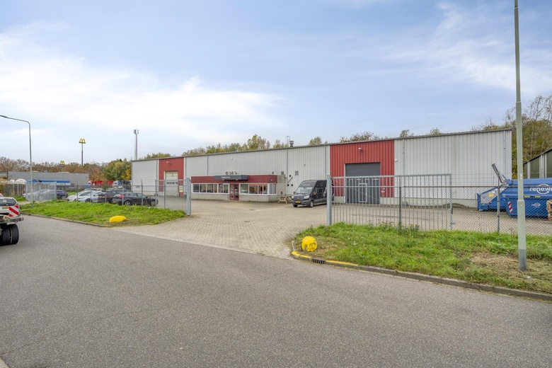 Bekijk foto 1 van Tomeikerweg 31