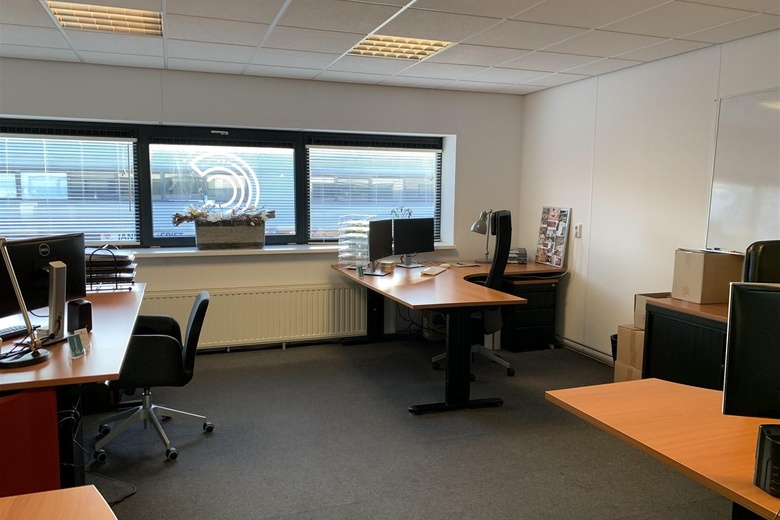 BedrijfsruimteaanKoningsweg 2 30<br/> inSoest