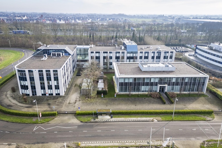 KantoorruimteaanIr D S Tuijnmanweg 3 - 5<br/> inVianen